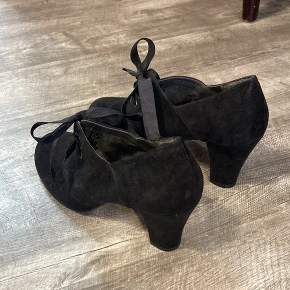 Black Bootie with Ribbon Detail - Picture 3 of 3